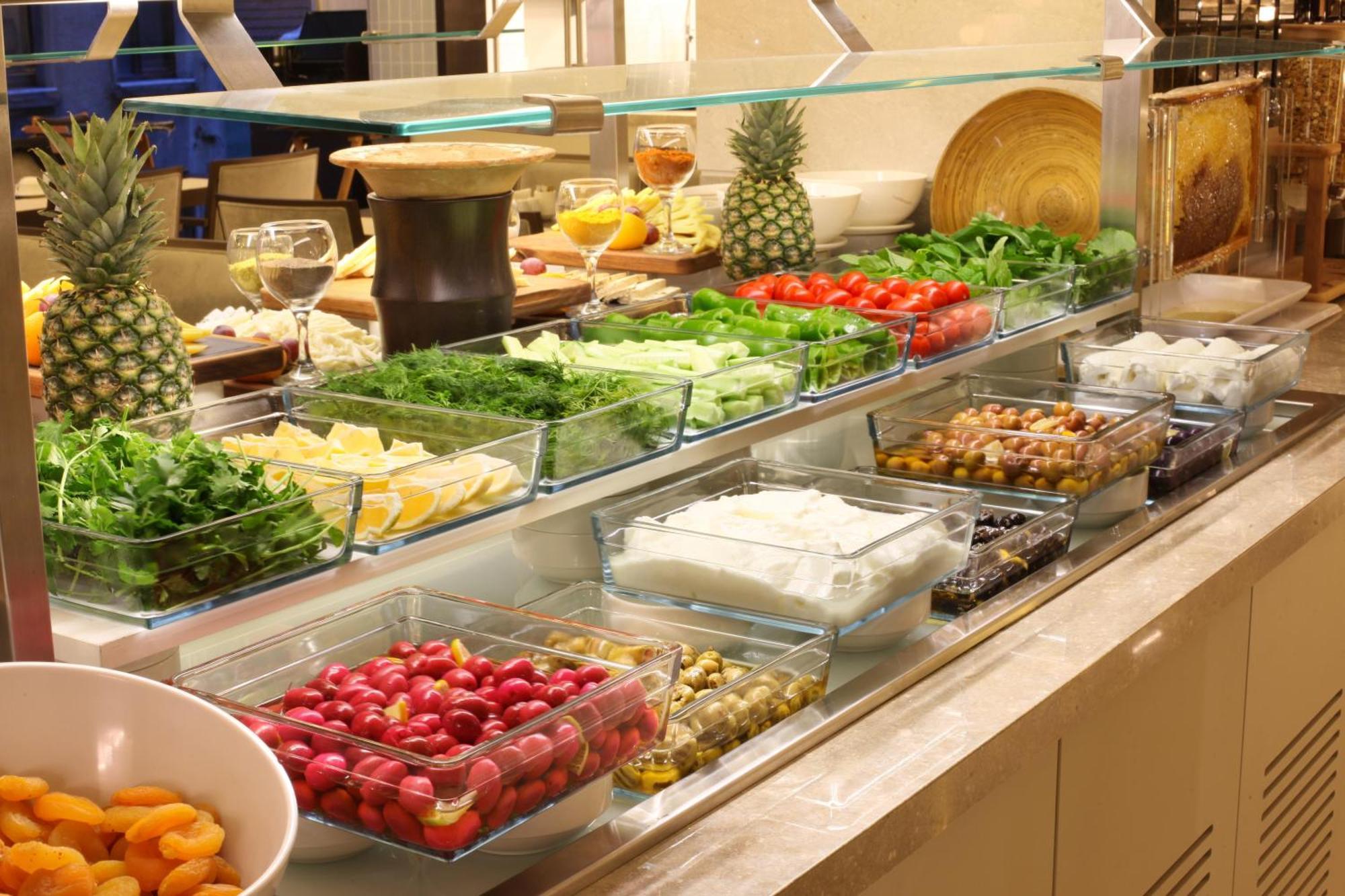 本特利摩顿酒店 - 特级 伊斯坦布尔 外观 照片 A salad bar